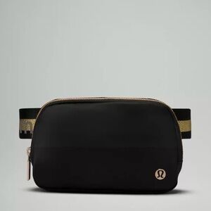 lululemon everywhere belt bag